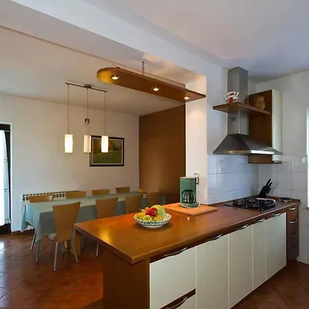 Apartament In - Istrien 33682 Pula
